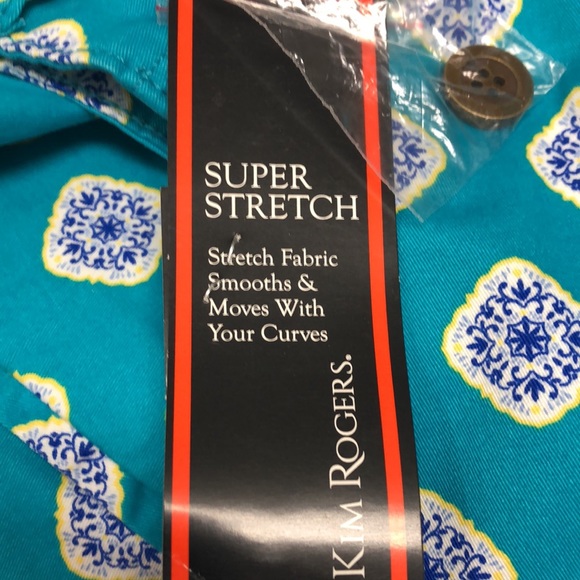 Teal print Kim Rogers shorts. Size 14. New with tags. - Picture 4 of 6